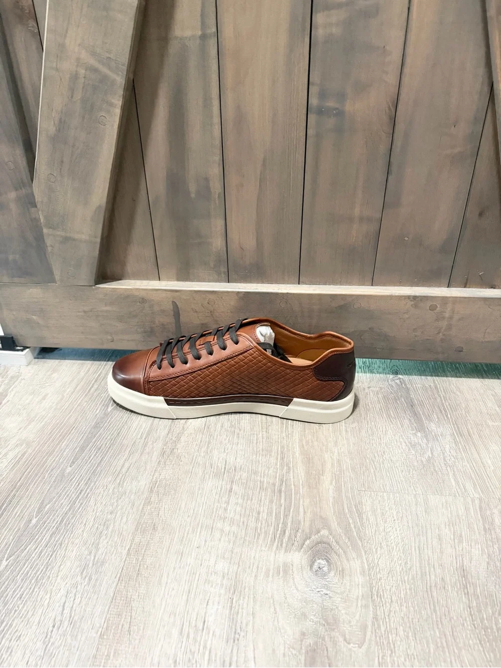 Vince Camuto Men's Brown Minimalist Woven Leather Sneakers Size 12 Casual Shoes
